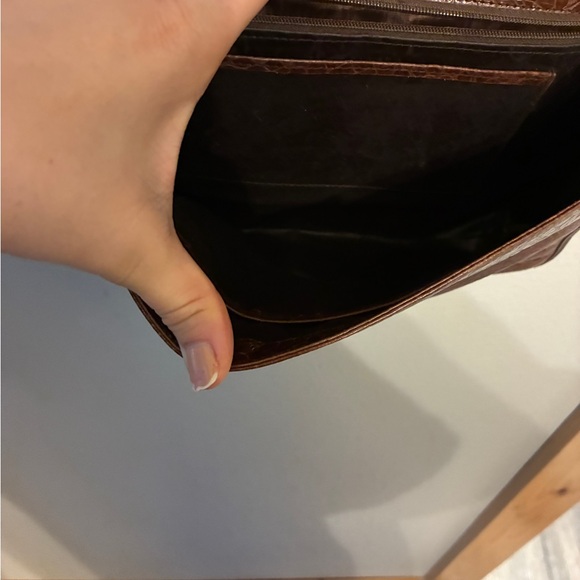 Emilio Pucci Vintage Shoulder Purse Bag Leather Croc Design with Gold Hardware - Picture 8 of 12